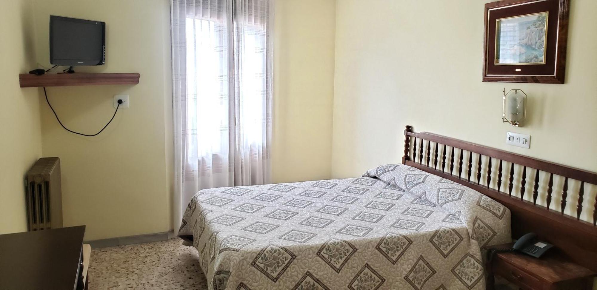 Hotel Balfagón Calanda Kültér fotó