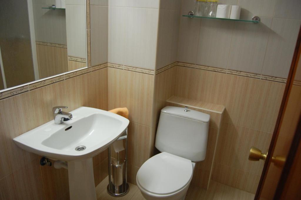 Hotel Balfagón Calanda Szoba fotó