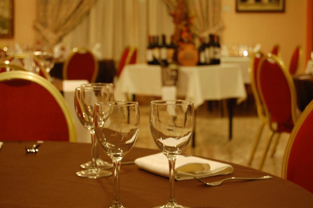 Hotel Balfagón Calanda Kültér fotó