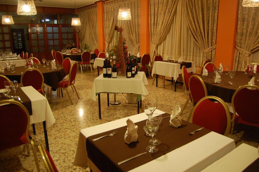 Hotel Balfagón Calanda Kültér fotó
